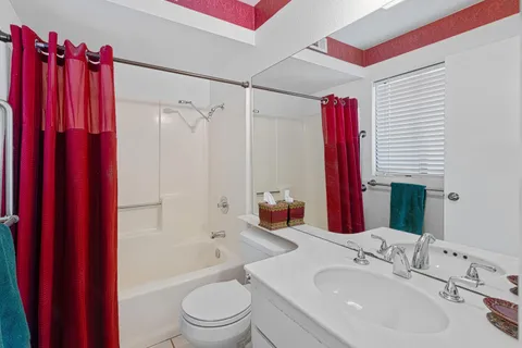 $625,000 | 1370 East Gem Circle, Palm Springs, CA 92262