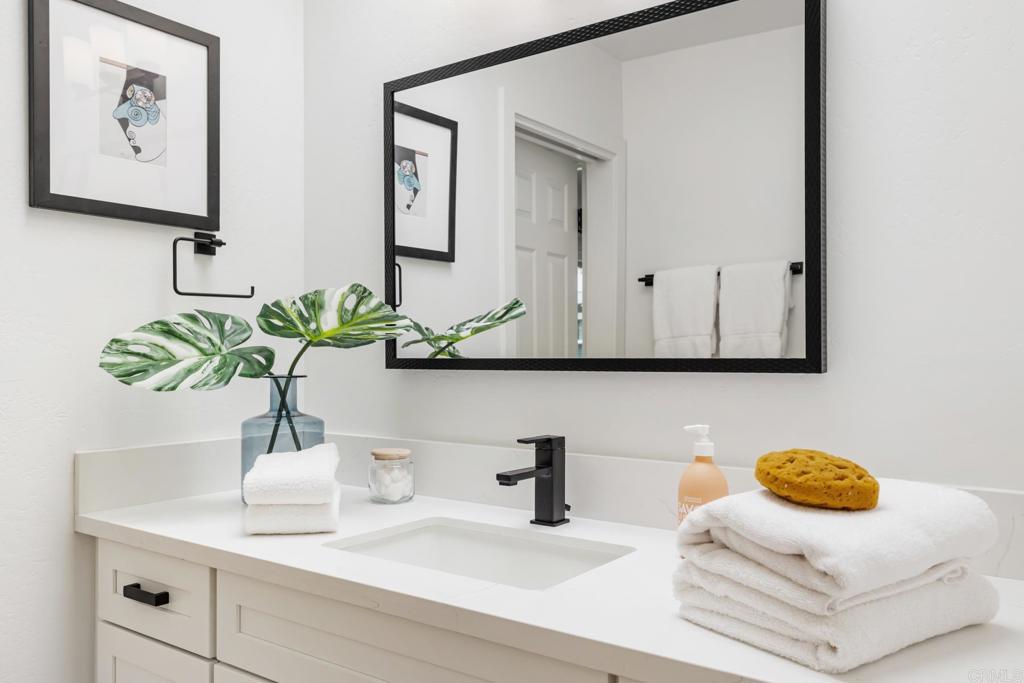 104 5th Street Encinitas, CA 92024 - Photo 26 of 48