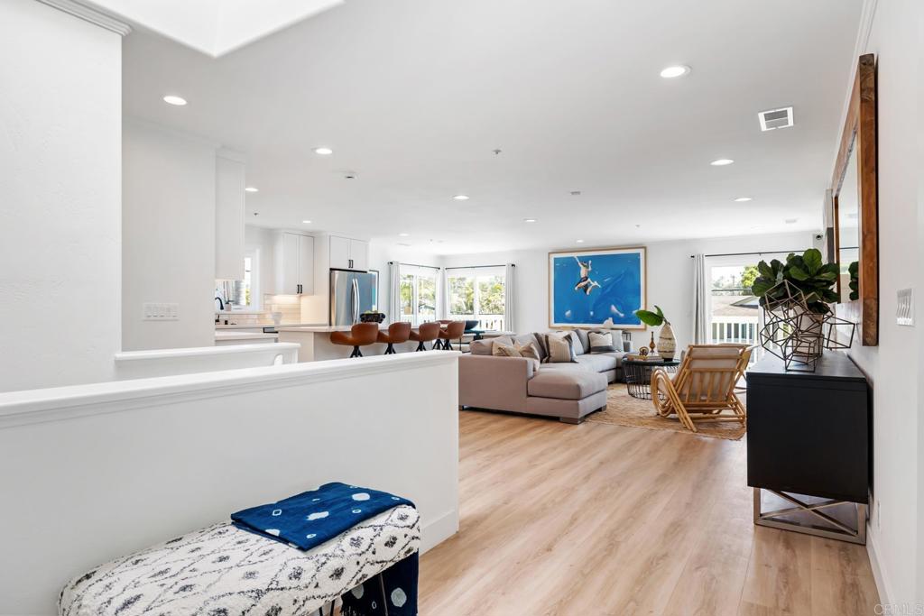 104 5th Street Encinitas, CA 92024 - Photo 7 of 48