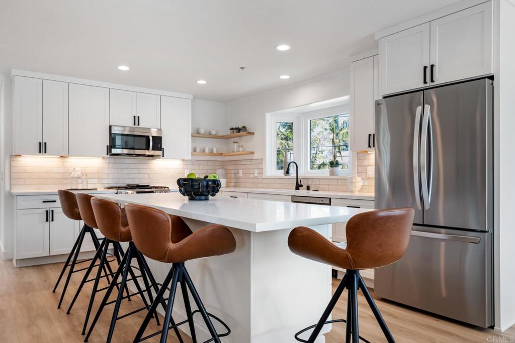 104 5th Street Encinitas, CA 92024 - Photo 10 of 48