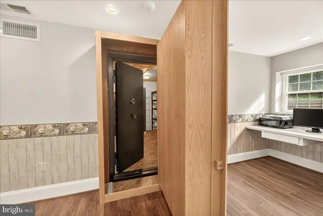 $999,900 | 21909 Greenbrook Drive, Germantown, MD 20876