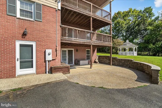 $999,900 | 21909 Greenbrook Drive, Germantown, MD 20876