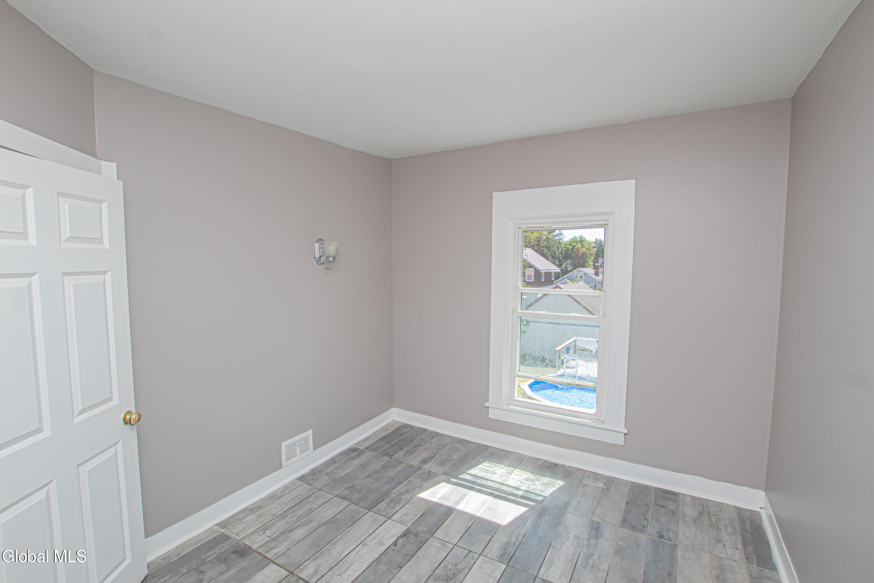 18 Newman Street Gloversville, NY 12078 - Photo 19 of 33 18 Newman St-14