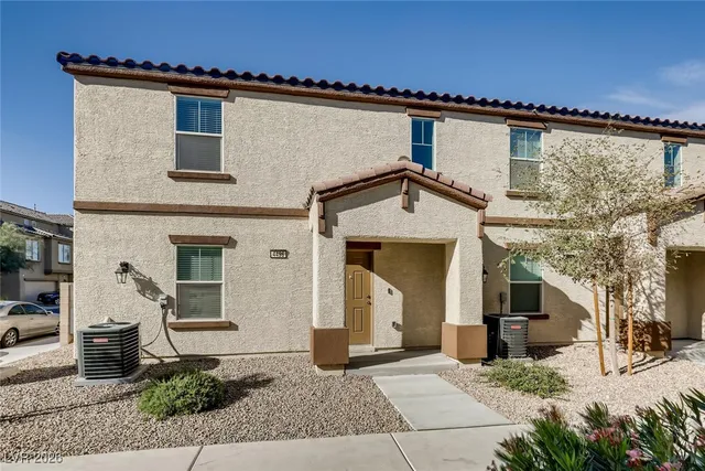 $1,695 | 4496 Pencester Street, Las Vegas, NV 89115