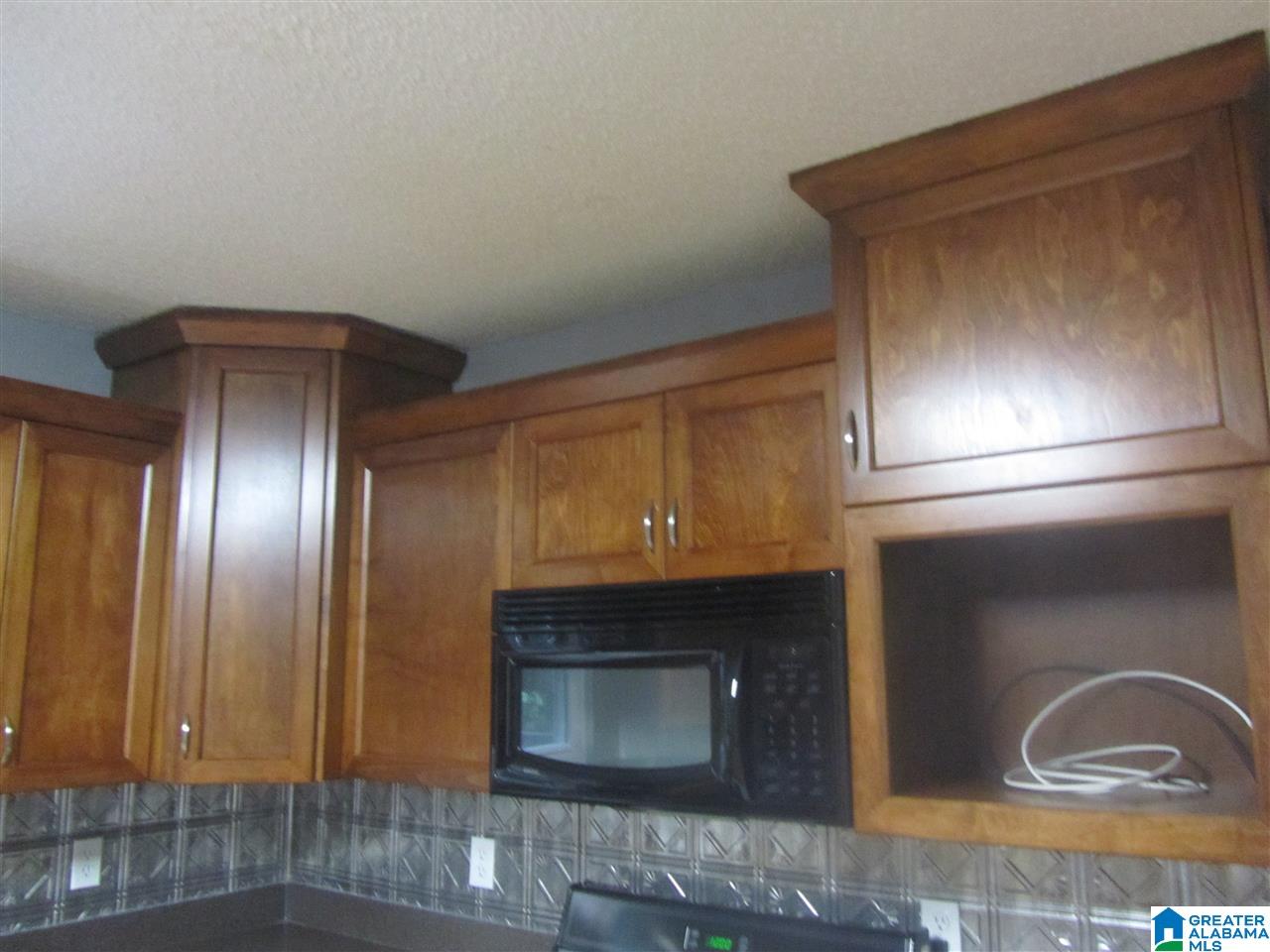 3504 Rocky Ridge Road Oxford, AL 36203 - Photo 11 of 48 Gallery Image 11