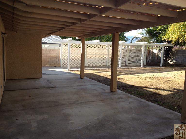 68260 Risueno Road Cathedral City, CA 92234 - Photo 23 of 25 a view of a backyard of the house