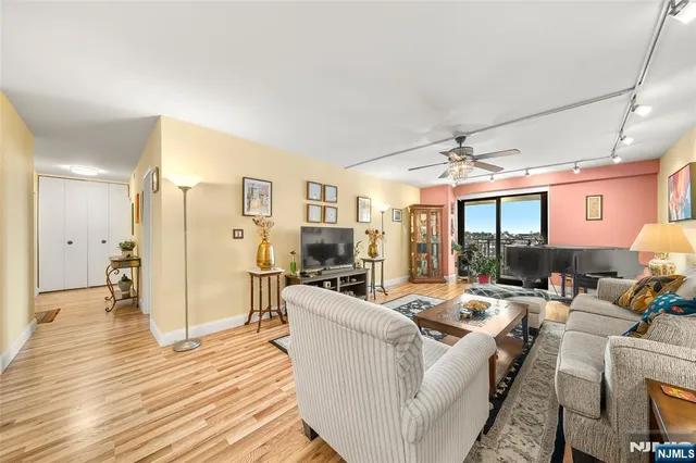 $529,000 | 7855 Boulevard East, Unit 9H, North Bergen, NJ 07047