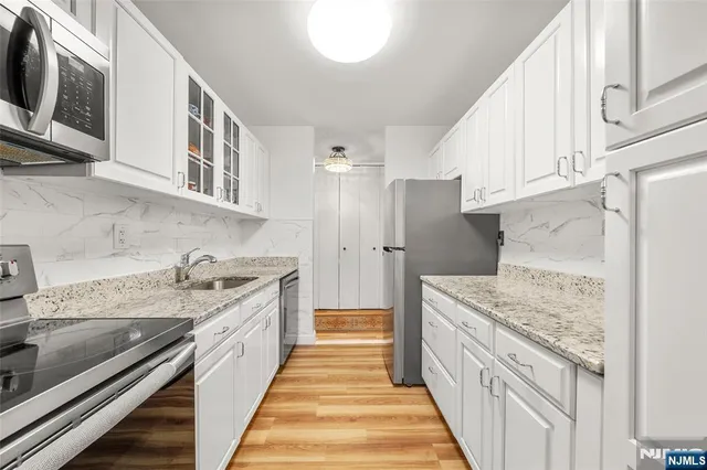 $529,000 | 7855 Boulevard East, Unit 9H, North Bergen, NJ 07047