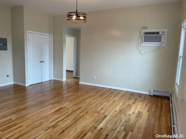 $3,000 | 66 East Walnut Street, Long Beach, NY 11561