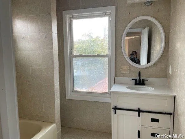 $3,000 | 66 East Walnut Street, Long Beach, NY 11561