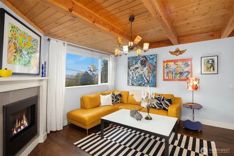 $850,000 | 3010 Northeast 55th Street, Seattle, WA 98105