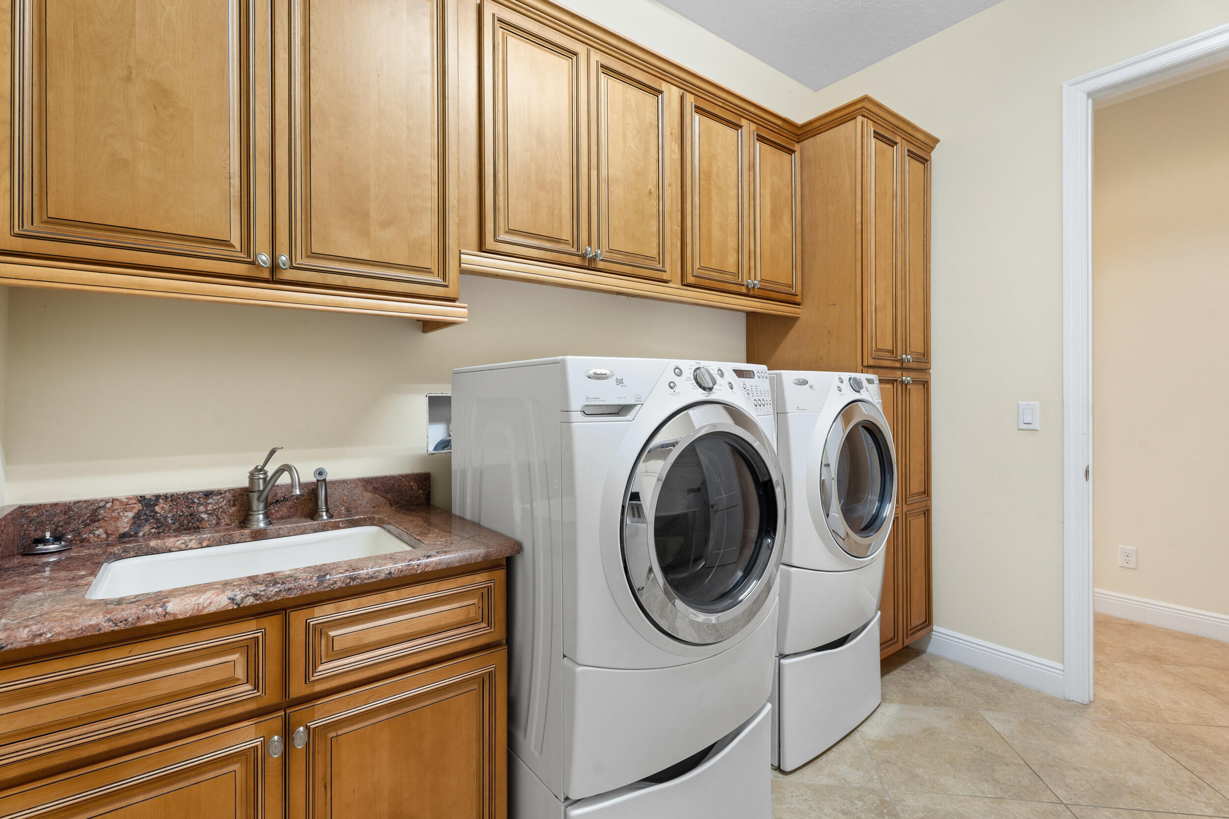 2236 Northwest Fork Road Stuart, FL 34994 - Photo 37 of 71 37_smg05858