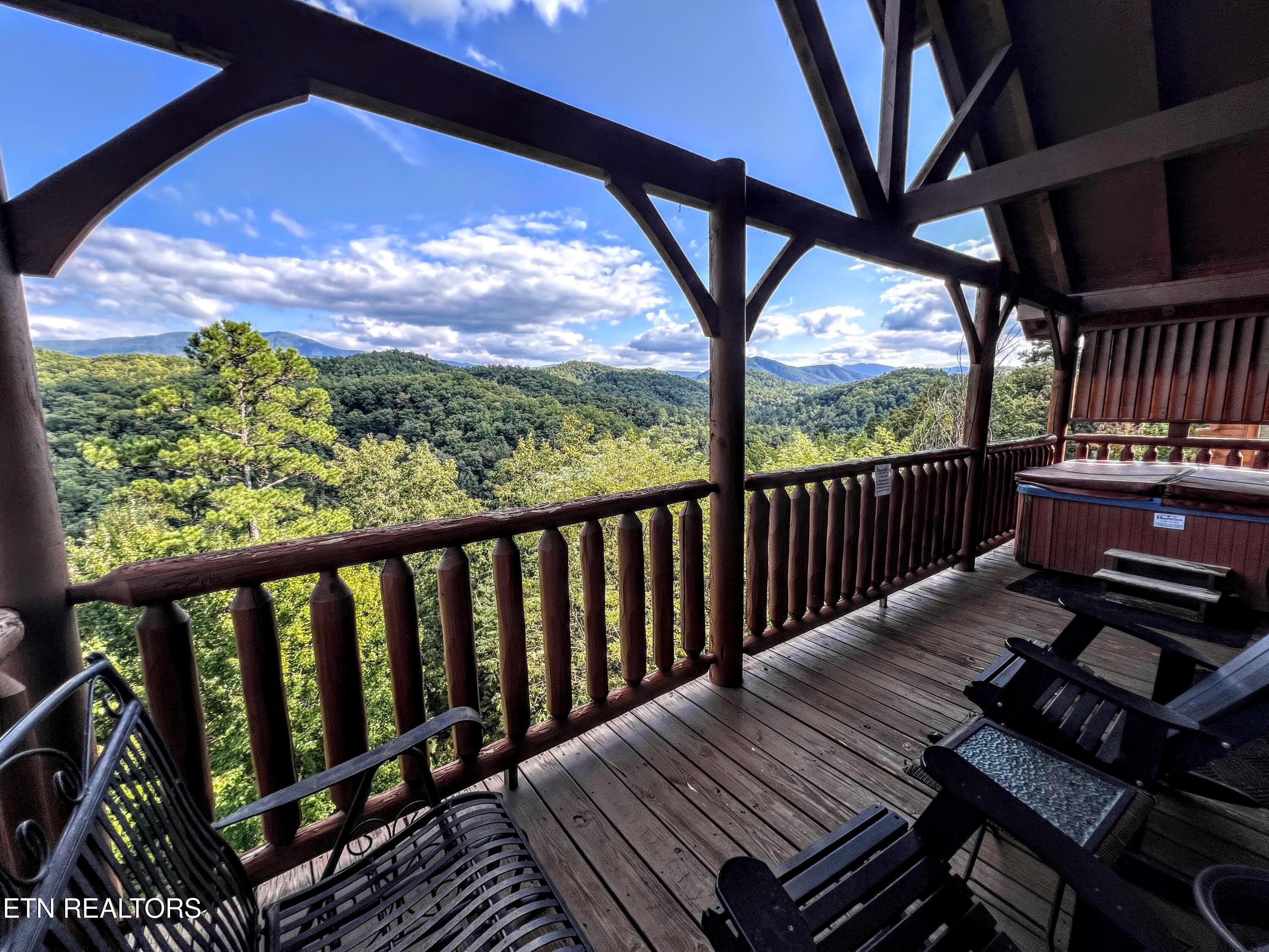 2866 White Oak Ridge Lane Sevierville, TN 37862 - Photo 31 of 36 VIEWS!!