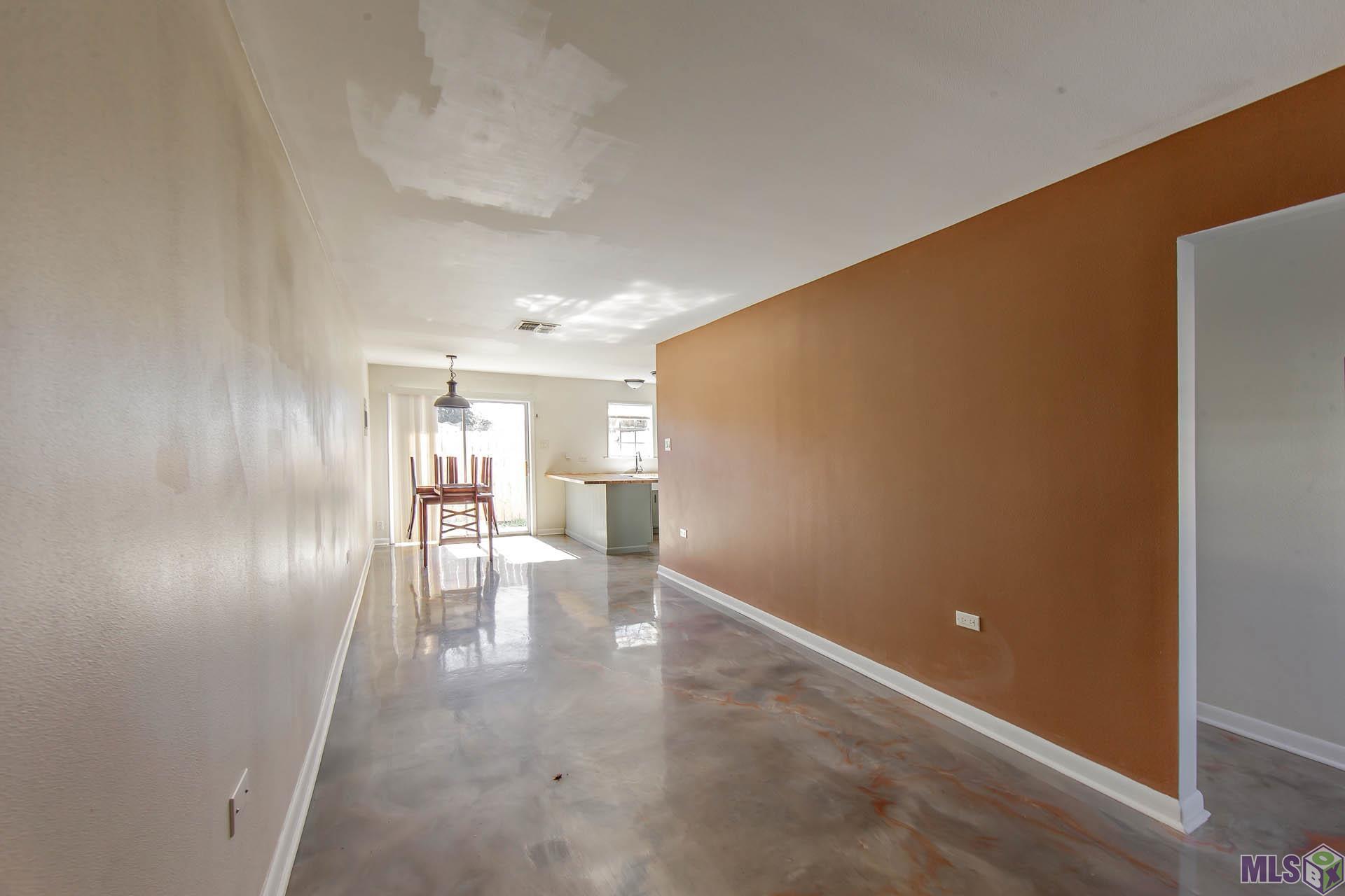 2121 Bayou Black Drive, Unit 2 Houma, LA 70360 - Photo 2 of 10