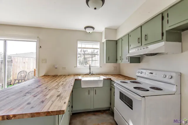 $1,200 | 2121 Bayou Black Drive, Unit 2, Houma, LA 70360