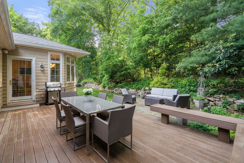 120 Cynthia Road Newton, MA 02459 - Photo 25 of 30