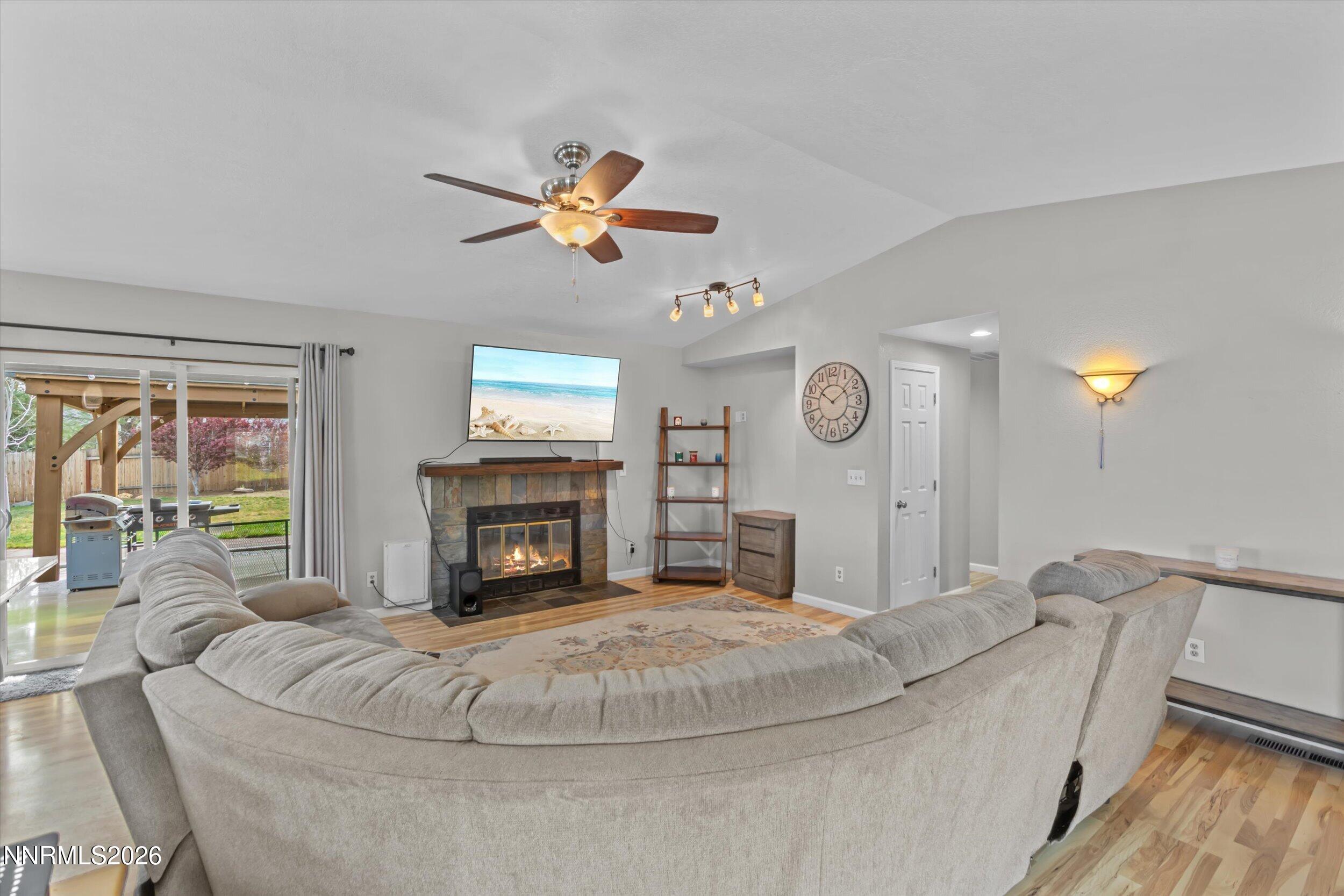 111 Riparian Way Carson City, NV 89701 - Photo 8 of 30 08-0Y7A5829