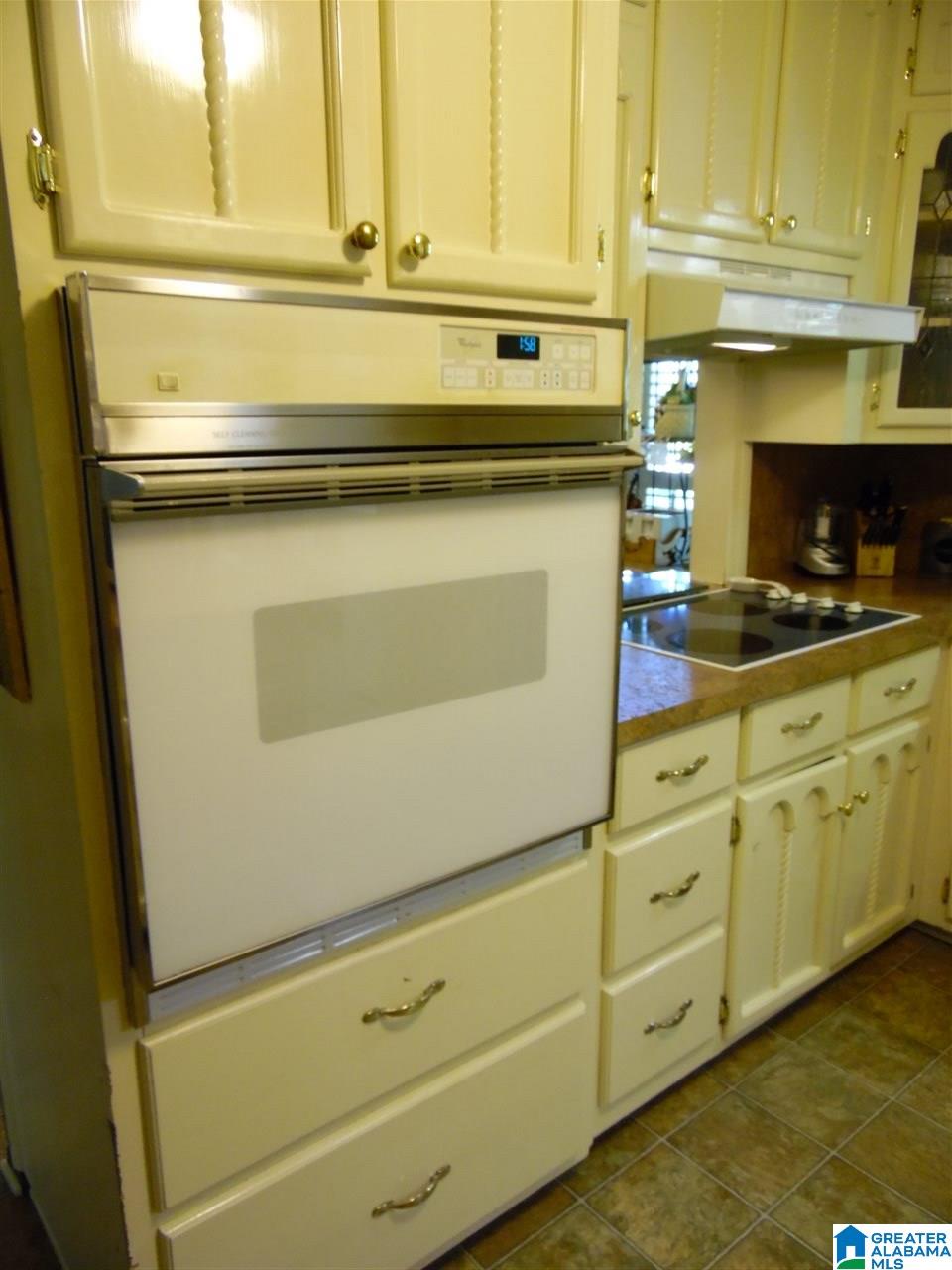 977 Pine Hill Road Birmingham, AL 35235 - Photo 19 of 50