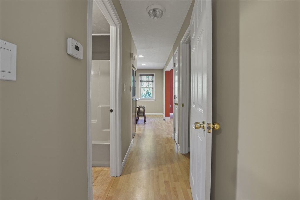 8 Walker Road Franklin, MA 02038 - Photo 19 of 40