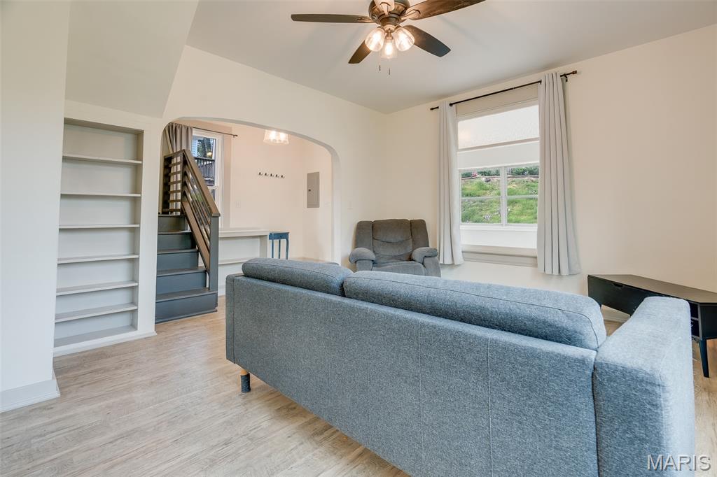 1334 Monroe Street Alton, IL 62002 - Photo 7 of 37