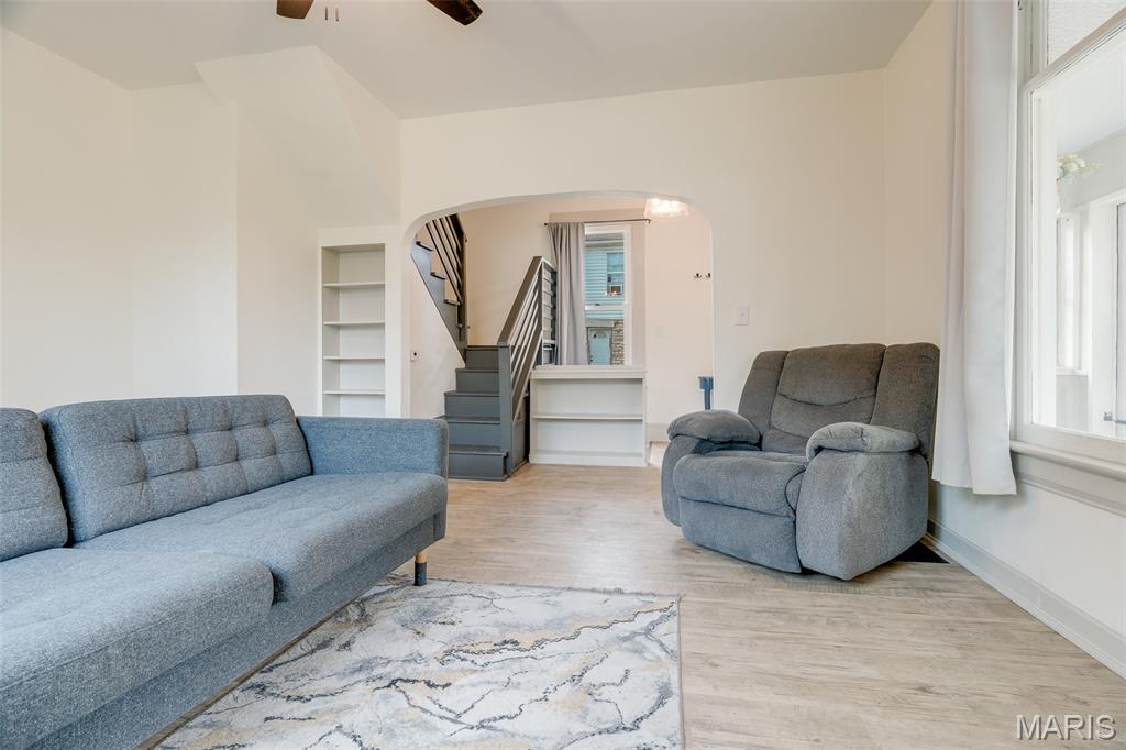 1334 Monroe Street Alton, IL 62002 - Photo 9 of 37