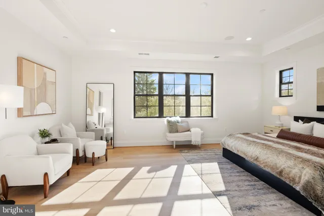 $3,189,000 | 5804 Ridgefield Road, Bethesda, MD 20816