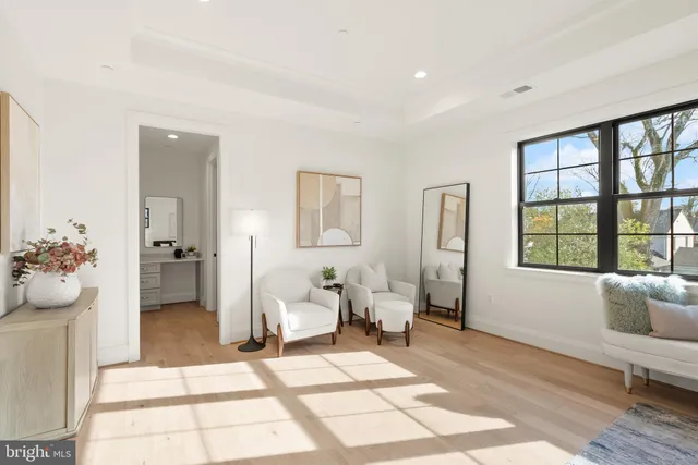 $3,189,000 | 5804 Ridgefield Road, Bethesda, MD 20816