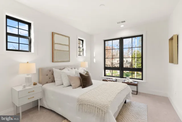 $3,189,000 | 5804 Ridgefield Road, Bethesda, MD 20816