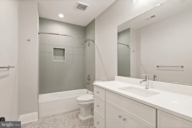 $3,189,000 | 5804 Ridgefield Road, Bethesda, MD 20816