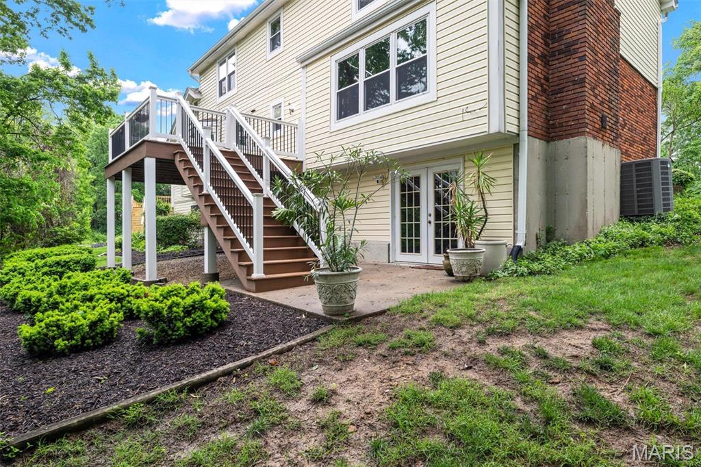 157 Spring Leigh Court Ballwin, MO 63011 - Photo 7 of 68
