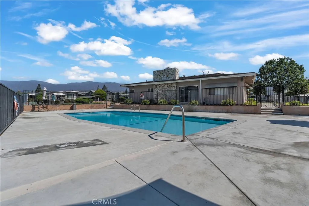 301 East Foothill Boulevard, Unit 34 Pomona, CA 91767 - Photo 25 of 35 a park view with a bench