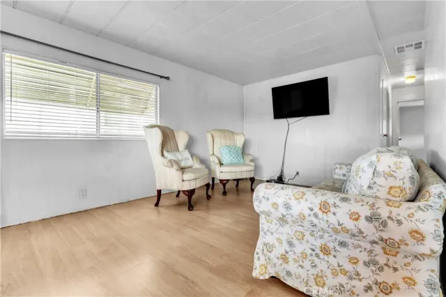 $150,000 | 301 East Foothill Boulevard, Unit 34, Pomona, CA 91767