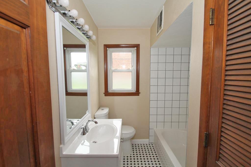 2706 4th Street Monroeville, PA 15146 - Photo 11 of 18
