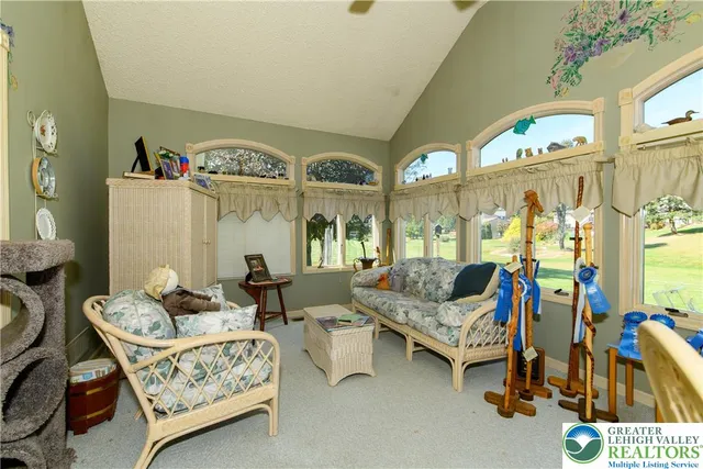 $599,900 | 4500 Hanoverville Road, Bethlehem, PA 18020