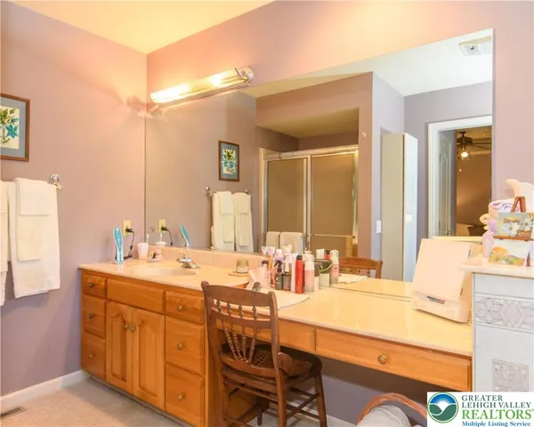 $599,900 | 4500 Hanoverville Road, Bethlehem, PA 18020