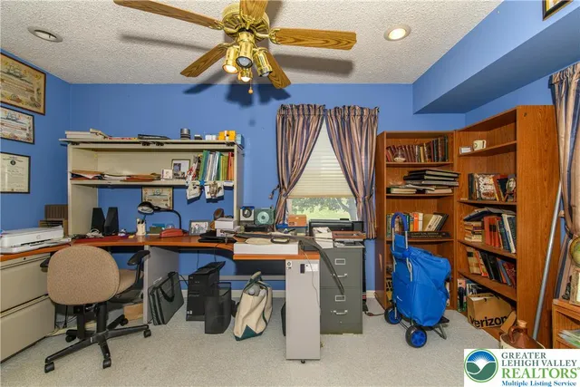 $599,900 | 4500 Hanoverville Road, Bethlehem, PA 18020