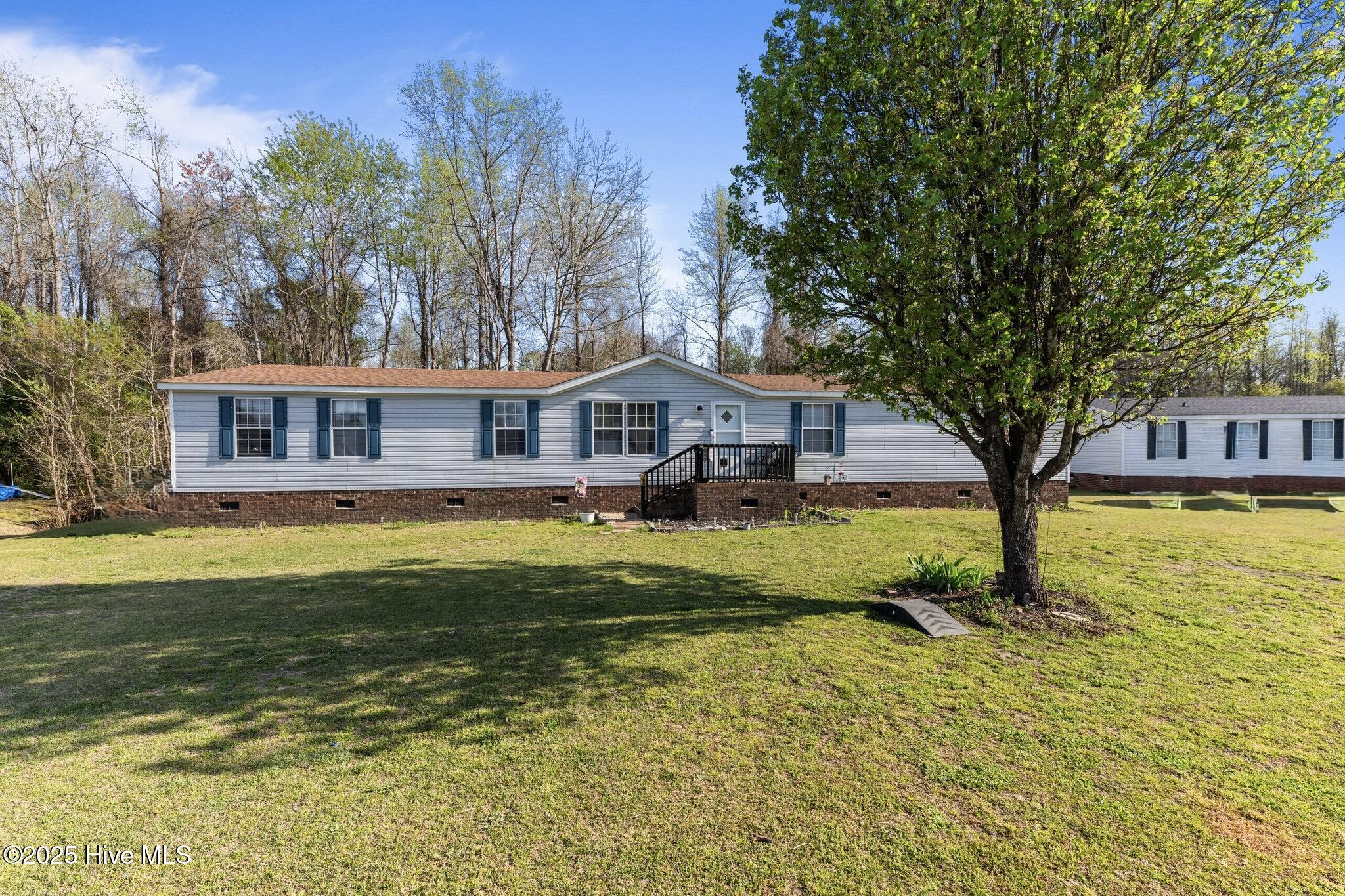 106 Theodore Lane New Bern, NC 28560 - Photo 1 of 58 1-web-or-mls-DSC_5632