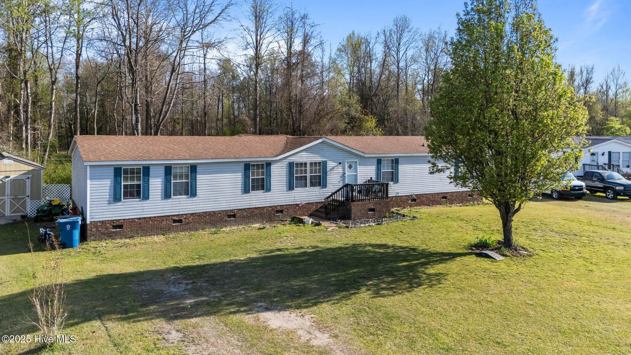 106 Theodore Lane New Bern, NC 28560 - Photo 40 of 58 7-web-or-mls-DJI_20250328170820_0813_D