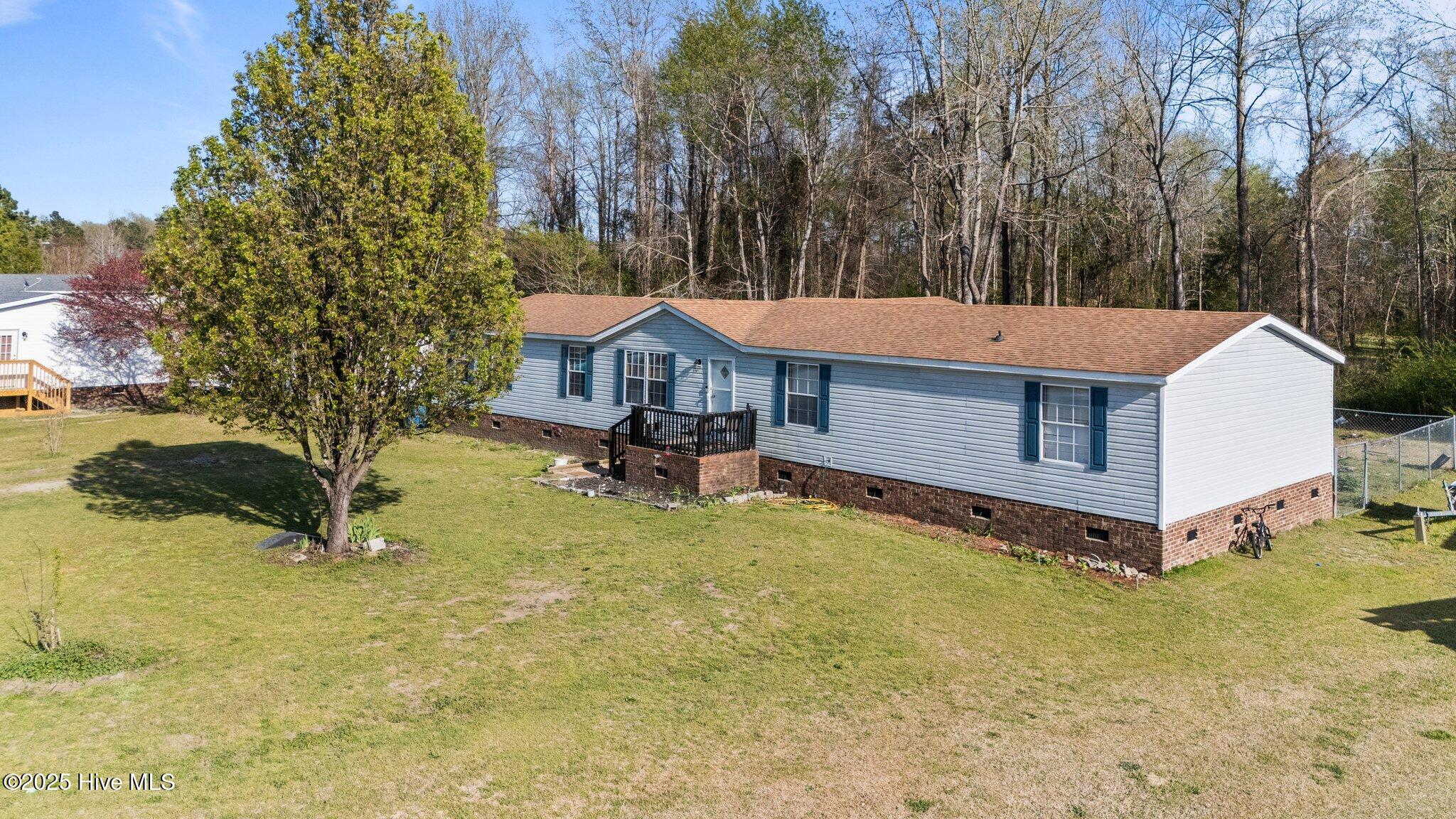 106 Theodore Lane New Bern, NC 28560 - Photo 41 of 58 6-web-or-mls-DJI_20250328170805_0812_D
