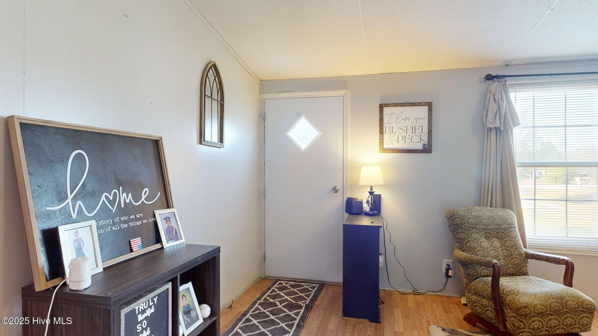 106 Theodore Lane New Bern, NC 28560 - Photo 5 of 58 36-web-or-mls-106-Theodore-Lane-new-Bern