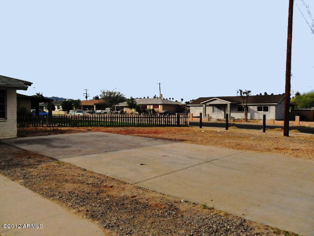801 East Vineyard Road Phoenix, AZ 85042 - Photo 24 of 30 023-159499 - Extra Parking