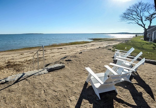 40 Upland Road Duxbury, MA 02332 - Photo 2 of 38