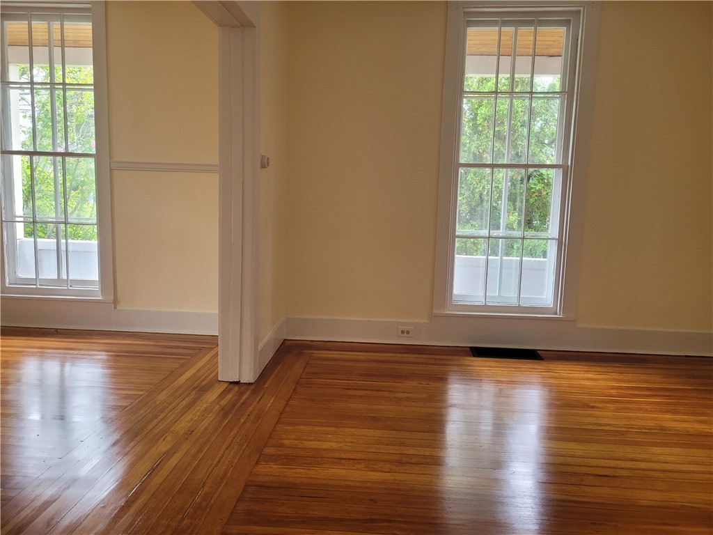 29 Bliss Road Newport, RI 02840 - Photo 13 of 39