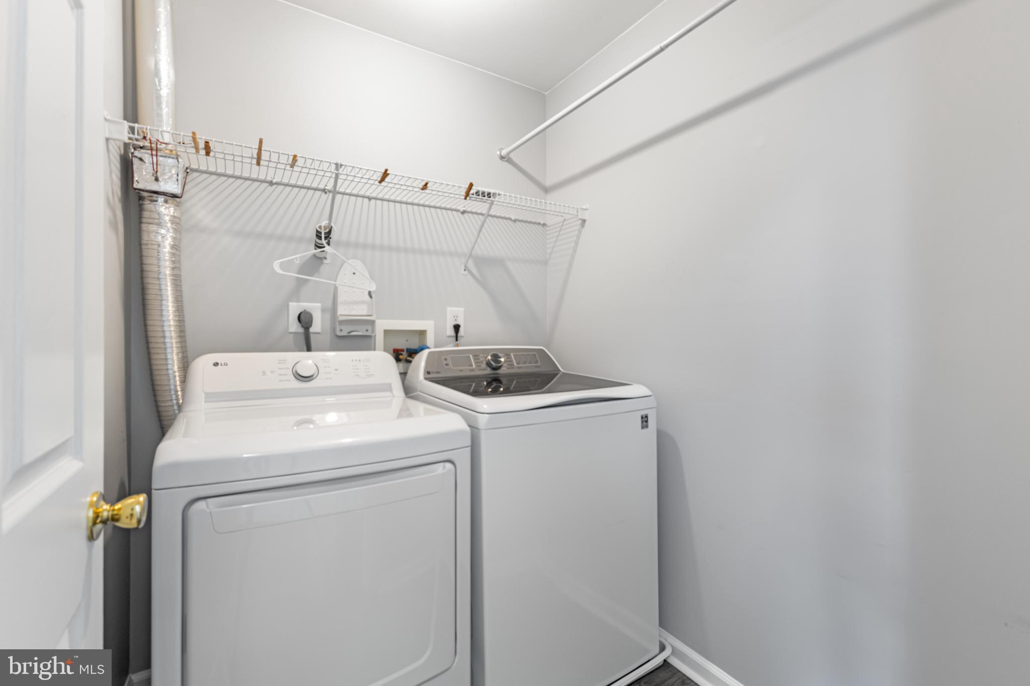 2 Kerrin Road Bear, DE 19701 - Photo 19 of 29 a utility room with dryer and washer