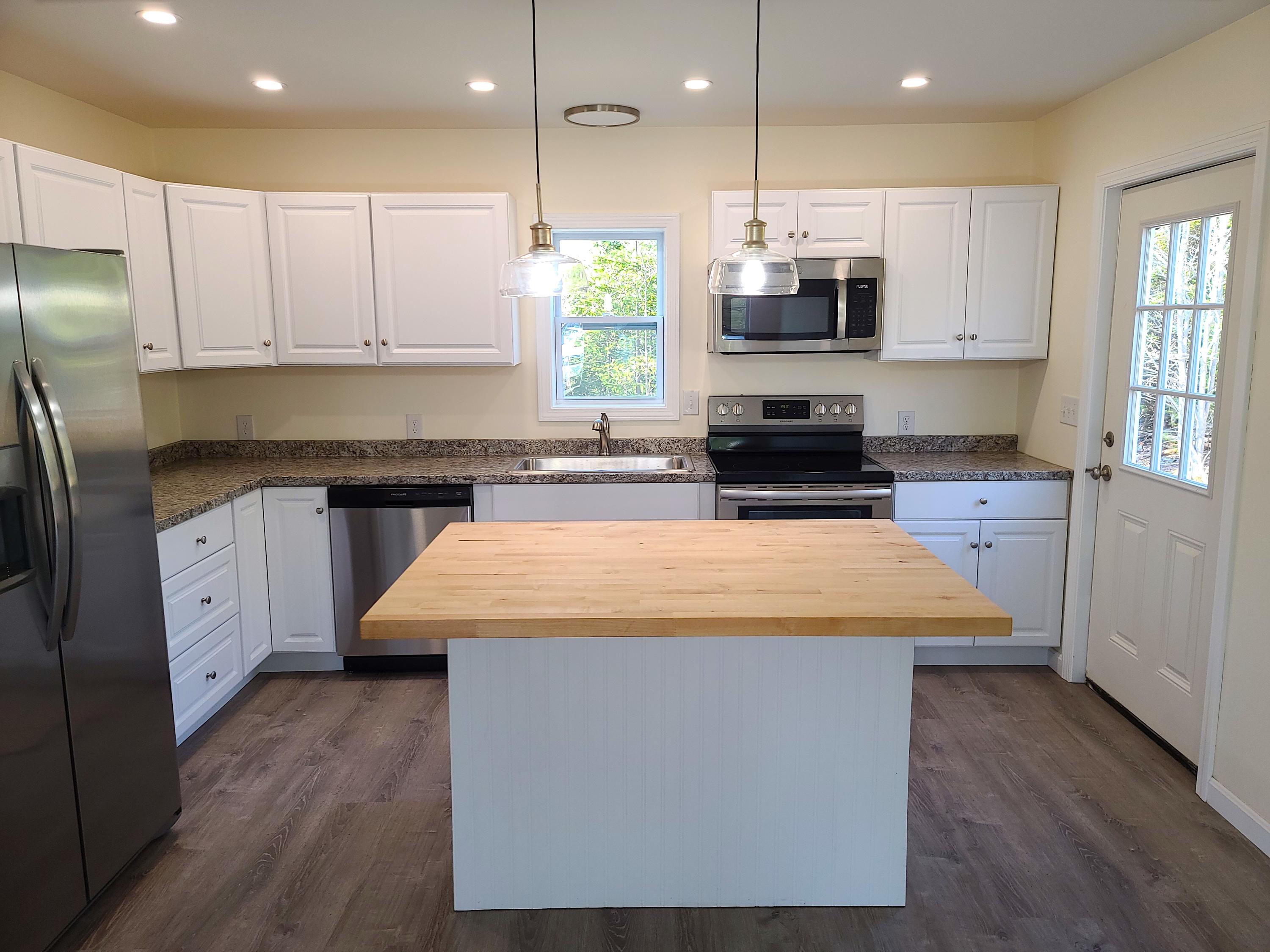 5 Oak Ridge Lane Frankfort, ME 04438 - Photo 2 of 13 2021-03-30 16.35.10