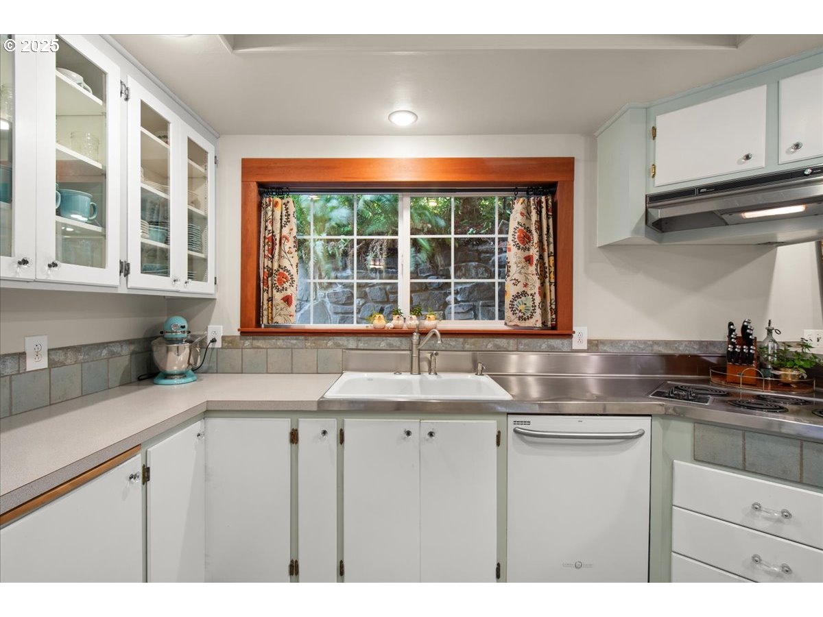 863 North Shepherd Road Washougal, WA 98671 - Photo 14 of 48