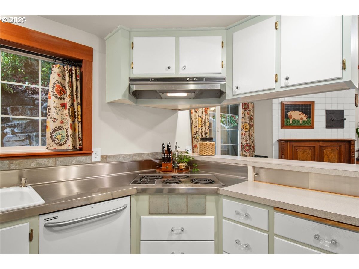 863 North Shepherd Road Washougal, WA 98671 - Photo 15 of 48