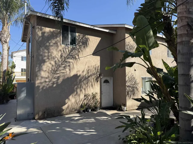 $1,800,000 | 1952 Irving Avenue, San Diego, CA 92113