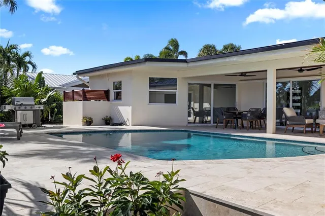 $2,395,000 | 624 Dundee Lane, Holmes Beach, FL 34217