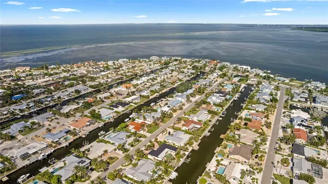 $2,395,000 | 624 Dundee Lane, Holmes Beach, FL 34217